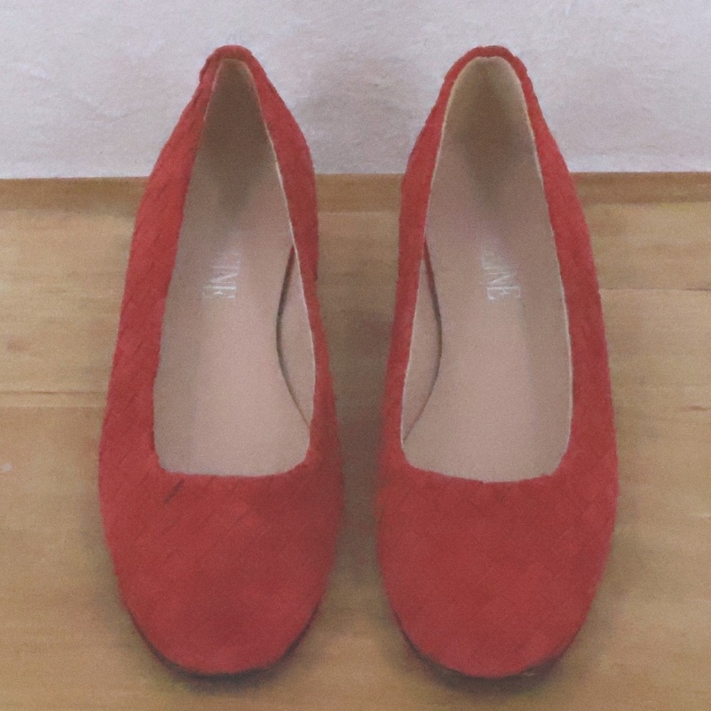 Madeleine Red Woven Suede Pumps Womens Size 41 US 10 Block Heel Italy‎ Timeless